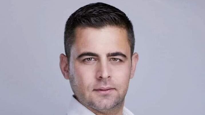 עורך דין  זיו אגמון