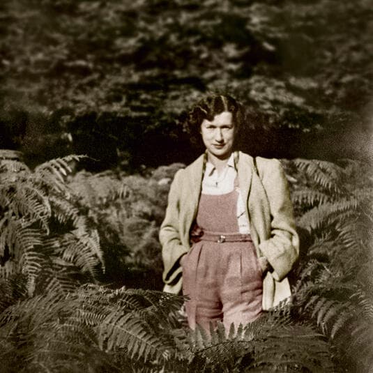 סלמה ואן דה פר בצעירותה סלמה ואן דה פר בצעירותה