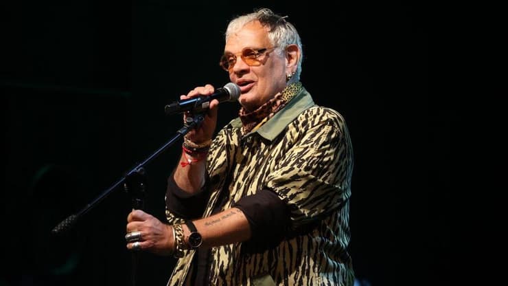 יובל כספין, מתוך מופע המחווה לקובי אושרת