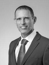 עו"ד אורי נוה