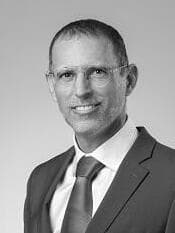 עו"ד אורי נוה