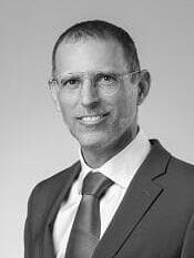 עו"ד אורי נוה