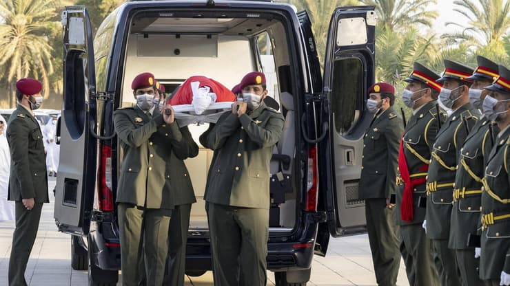 הלוויה של דייח שייח חליפה בן זאיד אל-נהיא באבו דאבי