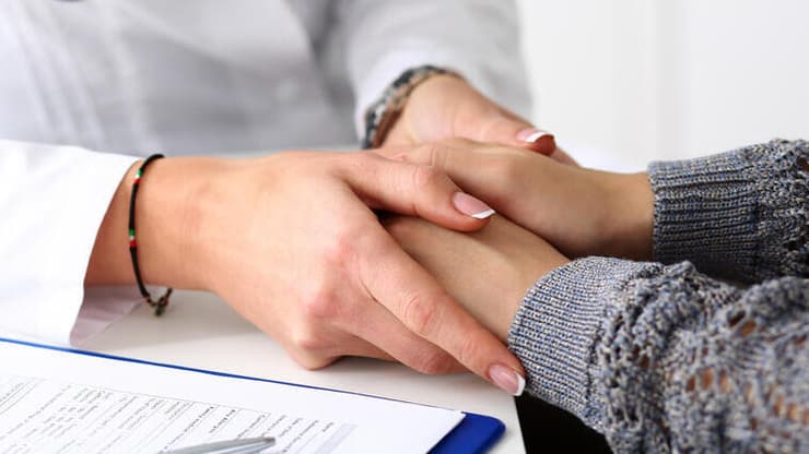 תמיכה רופא וחולה