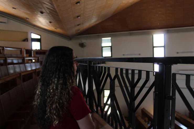 שחר בעזרת הנשים, בבית הכנסת בבני דרום (צילום: שמואל מוניץ) שחר בעזרת הנשים