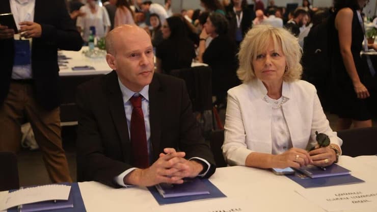 גלי בהרב מיארה ועמית איסמן בכנס של משרד המשפטים