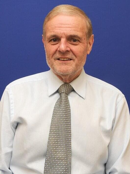 פרופ' בורנשטיין 