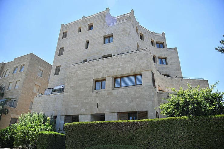 מבנה ערבי שננטש ב-1948. בית ראש הממשלה הזמני (צילום: יואב דודקביץ' ) בית רה"מ לפיד בירושלים