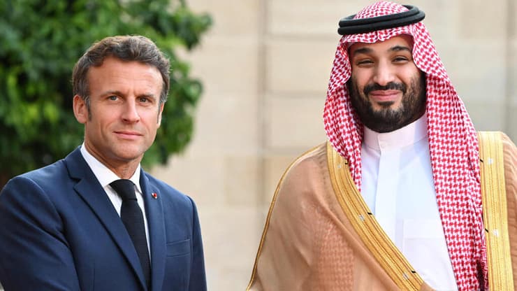 עמנואל מקרון נפגש עם מוחמד בן סלמאן בפריז