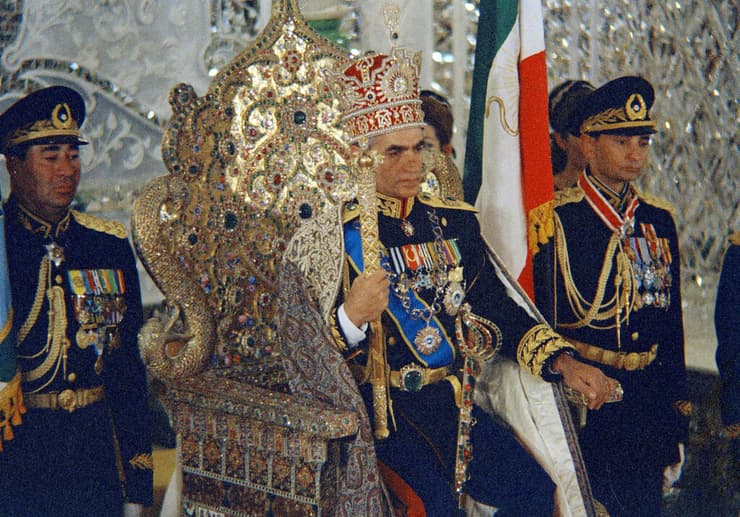 מוחמד רזא שאה פהלווי, השאה האחרון ביראן