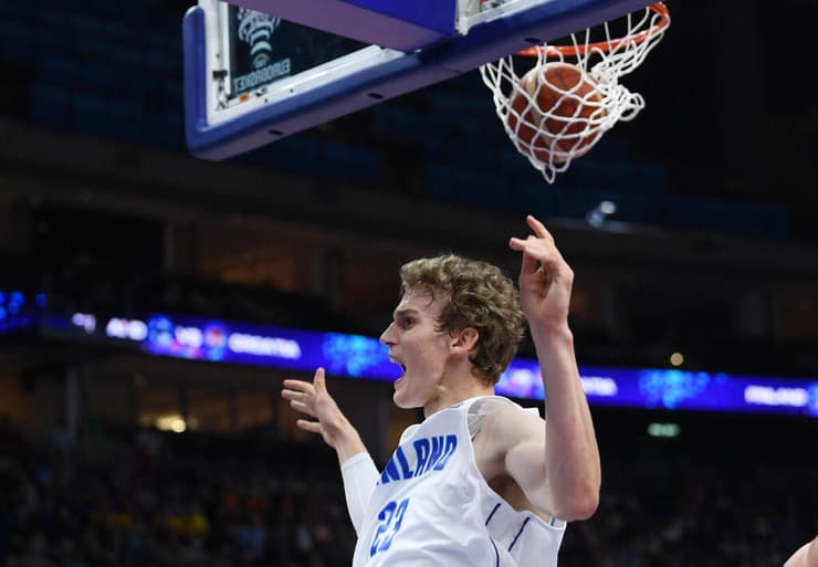 לאורי מרקאנן 