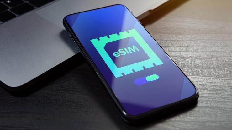 סמארטפון עם eSIM