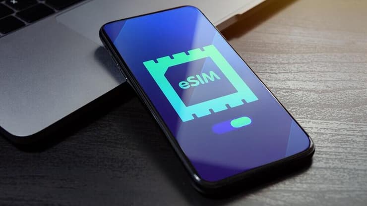 סמארטפון עם eSIM