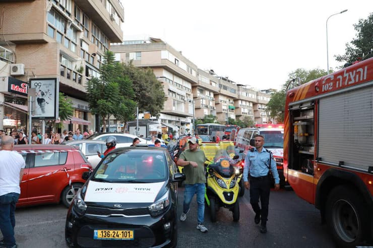 זירת התאונה בכיכר המדינה, ספטמבר 2022 (צילום: דנה קופל ) זירת תאונת הדרכים הקשה בכיכר המדינה