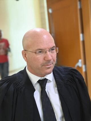 עו"ד אורי קורב