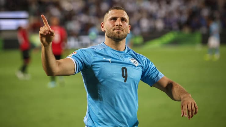 שחקן נבחרת ישראל שון וייסמן