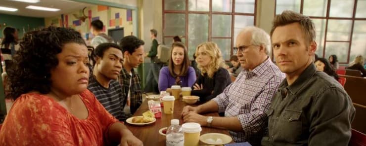 "חברים" על סטירואידים. מתוך "קומיוניטי" (צילום מסך, נטפליקס) מתוך "קומיוניטי"