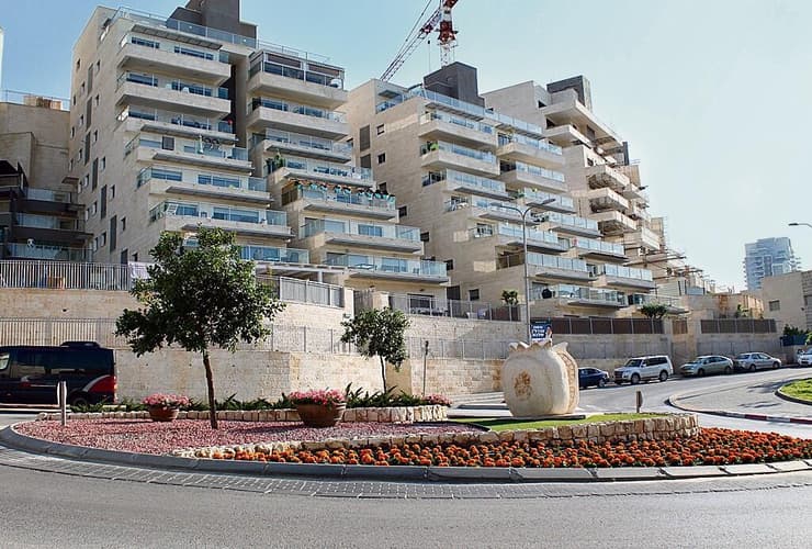 מודיעין-מכבים-רעות, הכרמים