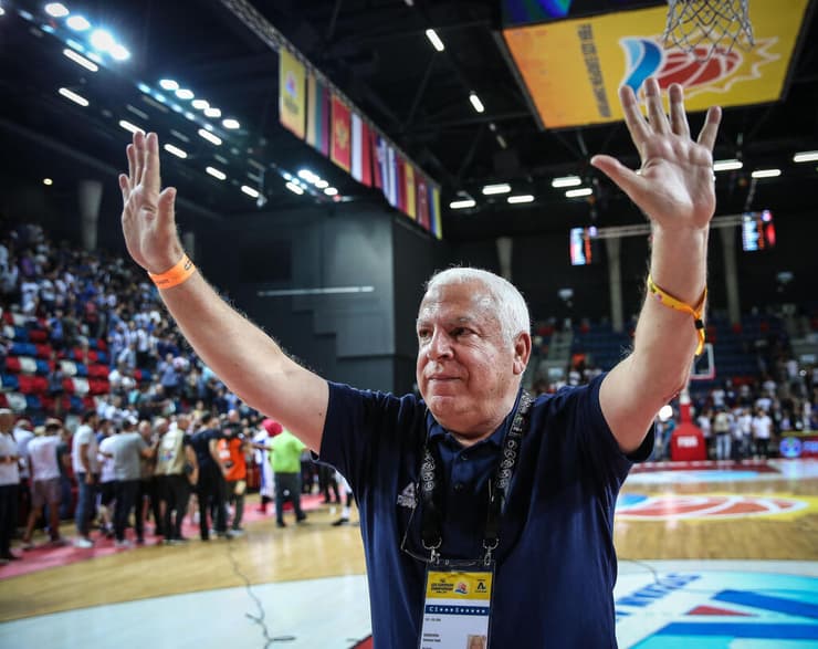 "ניסה להתערב בהליך בחירת היו"ר". פיני גרשון (צילום: עוז מועלם) פיני גרשון