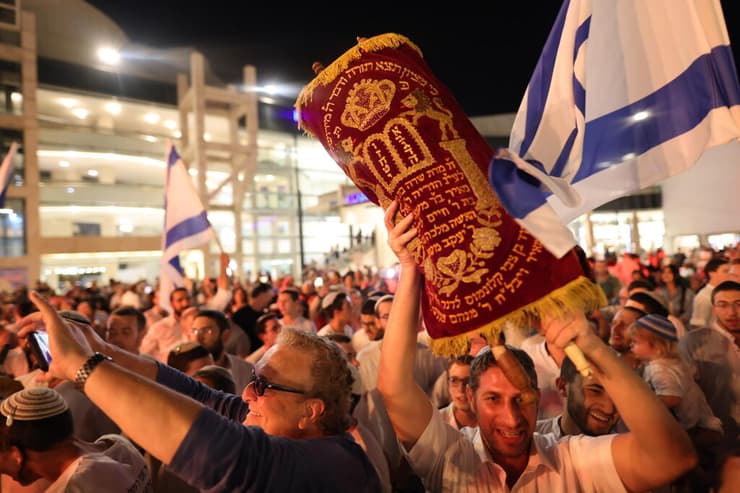 גם במשכן לאמנויות הבימה בתל אביב - הקפות שניות שמחות במיוחד