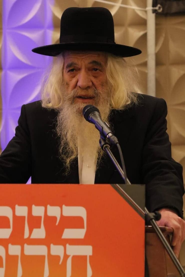 אשר דויטש