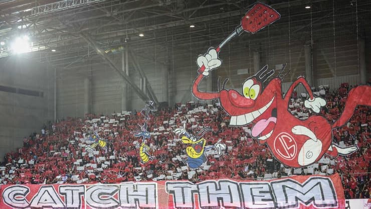 התפאורה של אוהדי באר-שבע