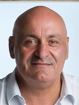 יוסי אברהמי, יו"ר ובעלים קבוצת יוסי אברהמי