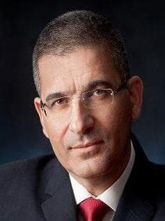 מנכ"ל אאורה, יעקב אטרקצ'י