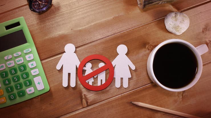 ''בעיניי, אם כן מביאים ילד עושים את זה מתוך החלטה ובמודעות מלאה''. אל-הורות (צילום: Shutterstock) אל הורות