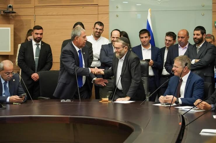 משה גפני חוזר לוועדת הכספים (צילום: דני שם טוב, דוברות הכנסת) ועדת הכספים משה גפני