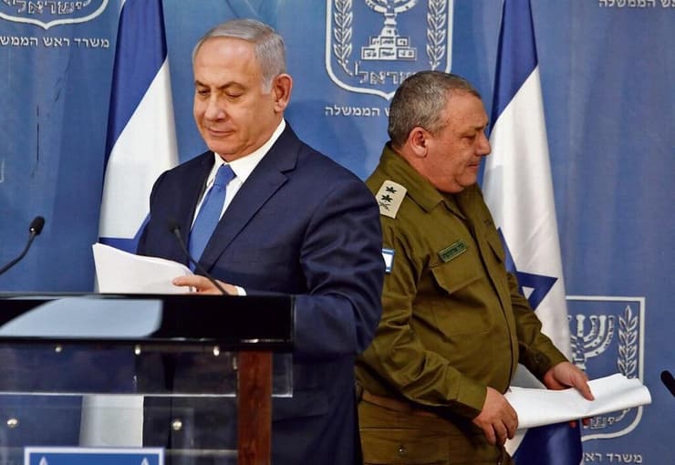 "שיבח אותי על הפעלת כוח". איזנקוט כרמטכ"ל עם נתניהו (צילום: שאול גולן) גדי איזנקוט כרמטכ"ל ובנימין נתניהו