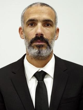 עו"ד שחר חצרוני