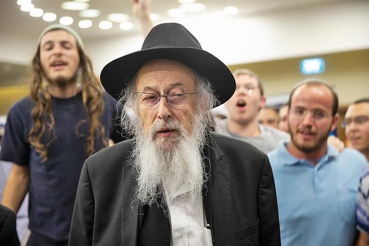 הרב צבי טאו