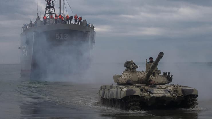 תרגיל צבאי של צבא איראן בעומאן