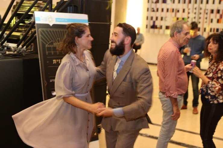 מבלים בערב השנה החדשה