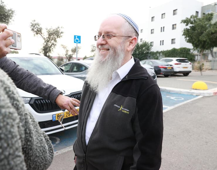 הרב עזרא שיינברג שהואשם בעברות מין בשחרור מכלא מעשיהו