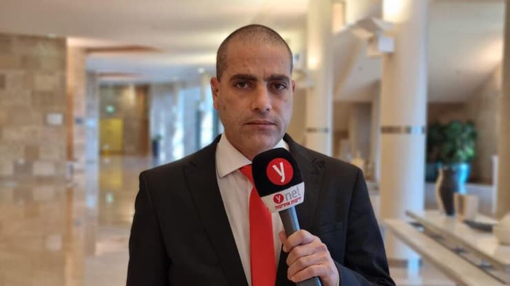 אופיר כץ