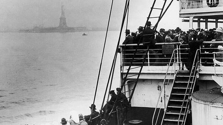 מהגרים באליס איילנד