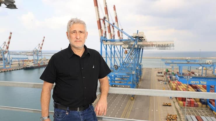 אשל ארמוני בנמל חיפה