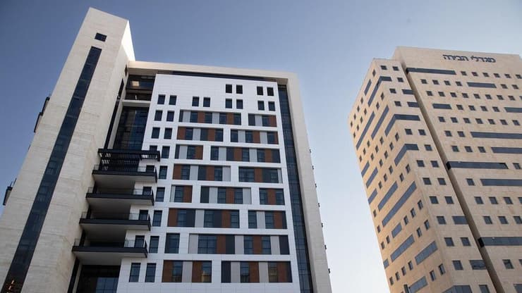 מלון "ירמיהו 33"