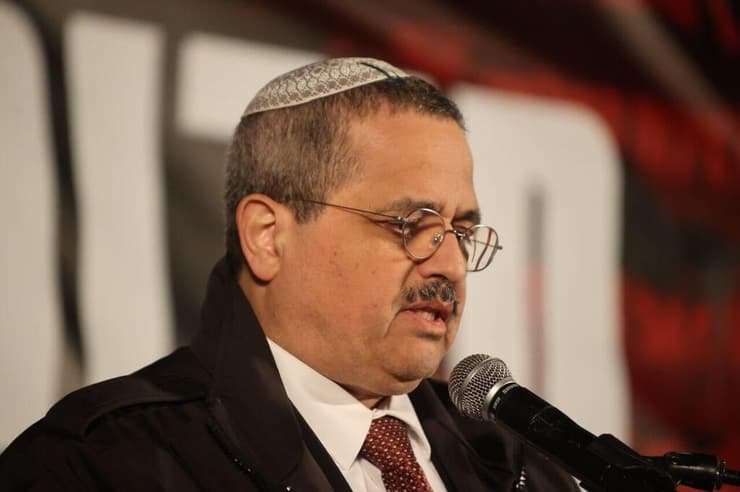 ה"טעות" של נתניהו. רוני אלשיך (צילום: מוטי קמחי) הפגנה נגד המהפכה המשפטית בכיכר הבימה בתל אביב