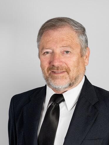 עו"ד אפרים גלסברג