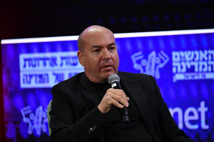 אייל ברקוביץ' ורן בוקר