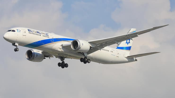 מטוס דרימליינר של אל על