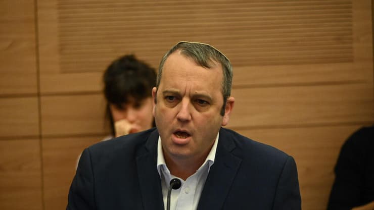 גלעד קריב בועדת החוקה