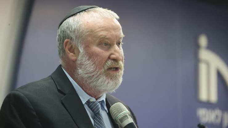 אביחי מנדלבליט