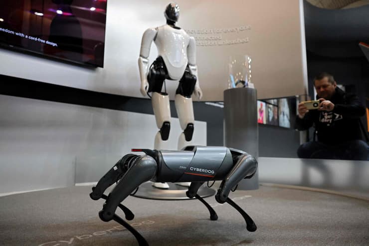 הרובוטים של שיאומי (צילום: AFP) הרובוטים של שיאומי