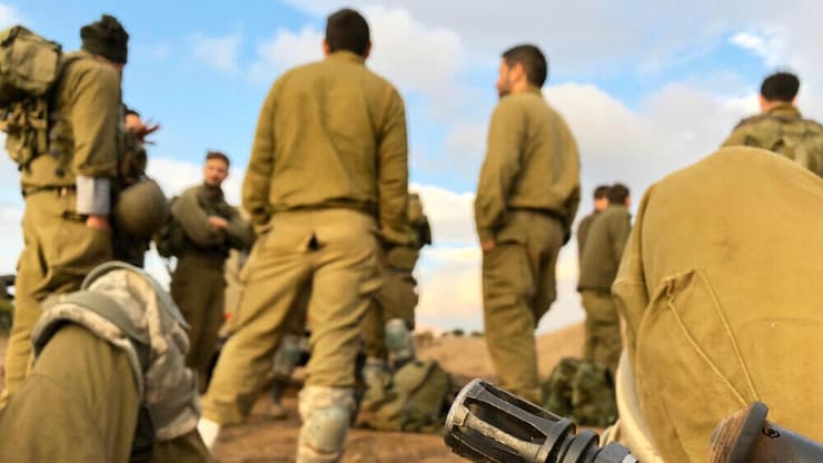 "דור מסירות הנפש". משרתי המילואים (צילום: shutterstock) אילוס חיילים מילואים מילואימניקים