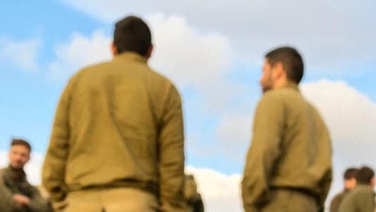 אילוס חיילים מילואים מילואימניקים