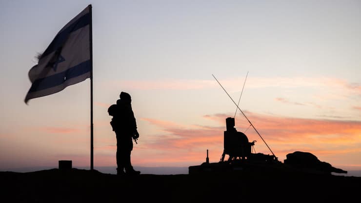 אילוס חיילים לוחמים